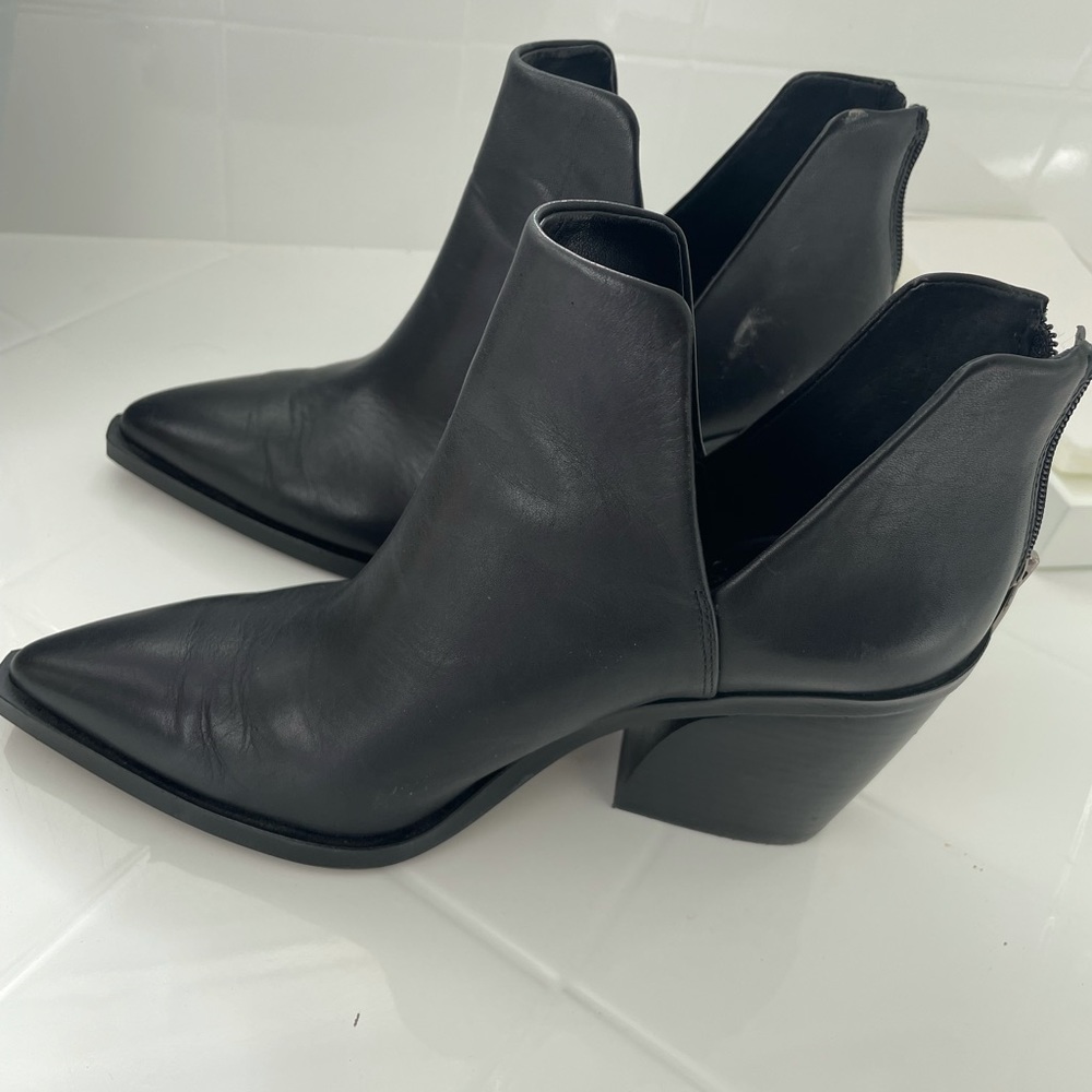 Vince Camuto Booties